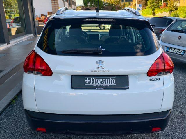 PEUGEOT 2008 PureTech 82 Allure
