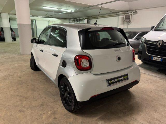 SMART ForFour 70 1.0 twinamic Supertech