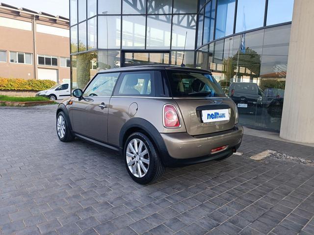 MINI One 1.6 16V One (55kW)