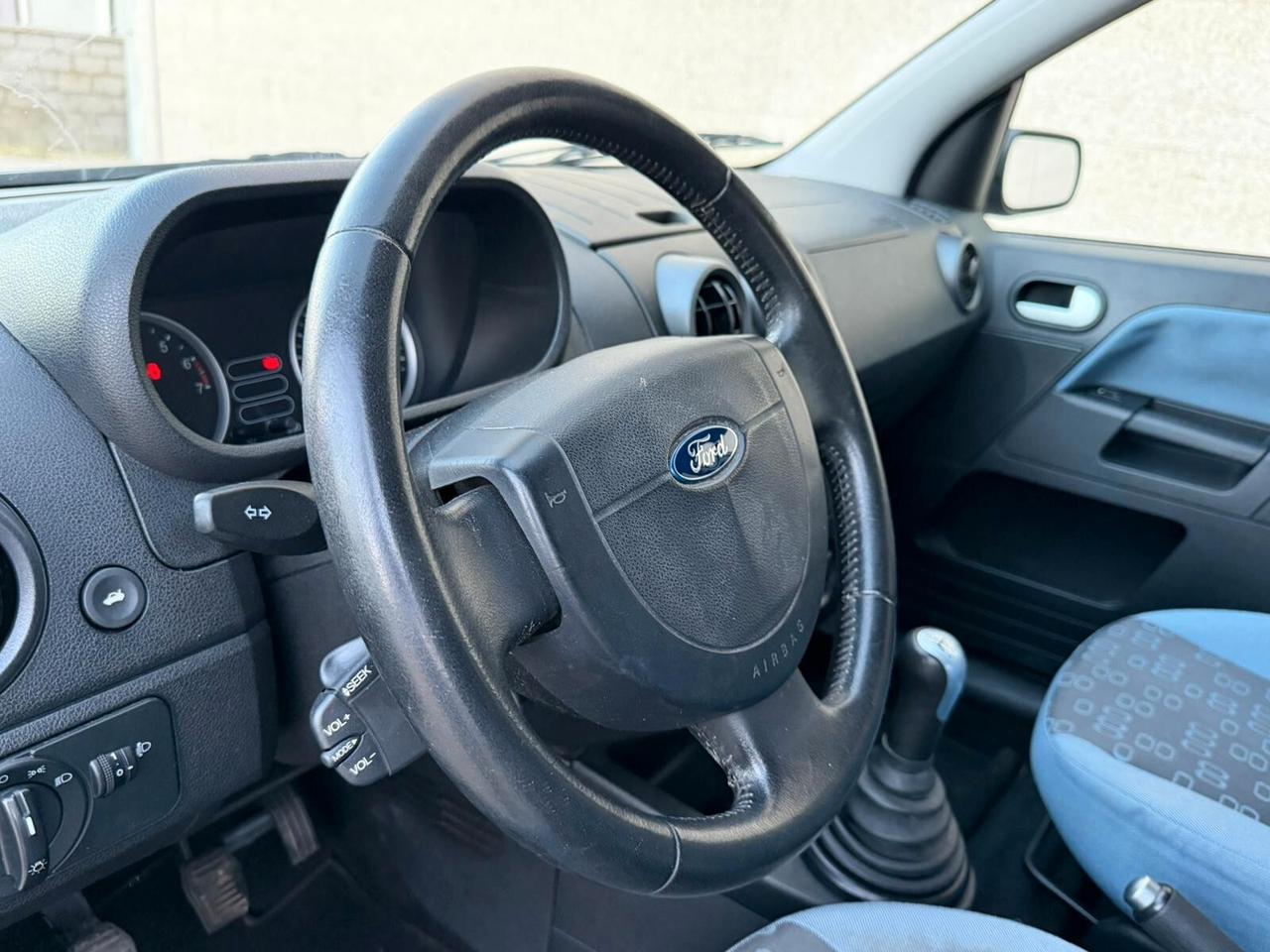 Ford Fusion 1.4 16V 5p SOLO 60000 KM
