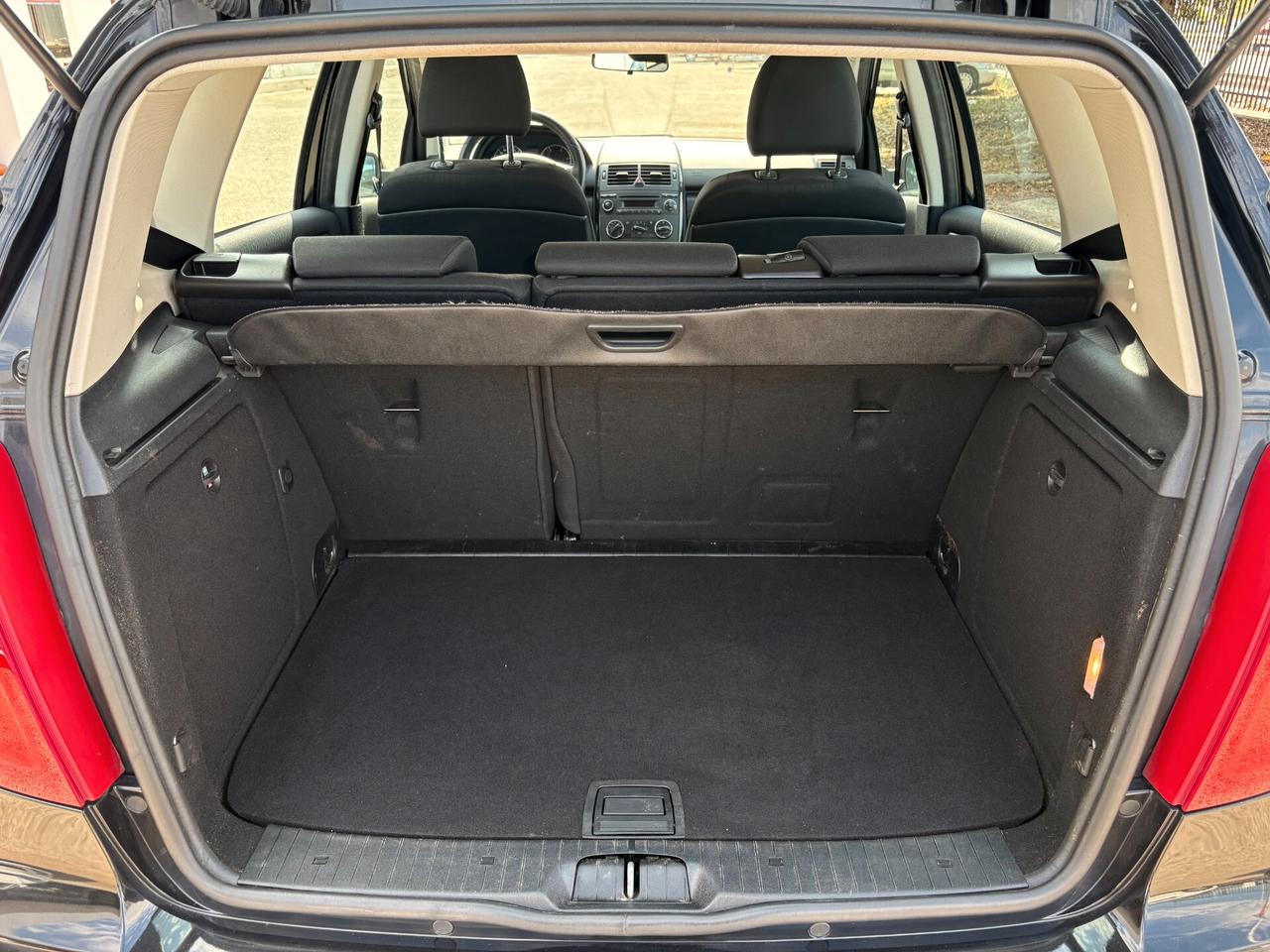 Mercedes-benz A 160 CDI BlueEFFICIENCY