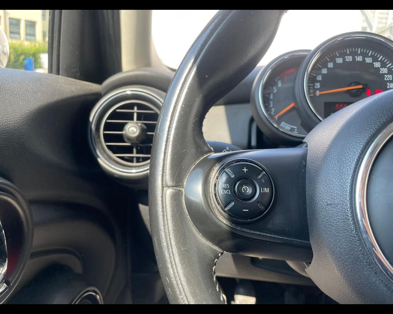 MINI Mini 5 porte (F55) - Mini 1.5 One Hype 5 porte