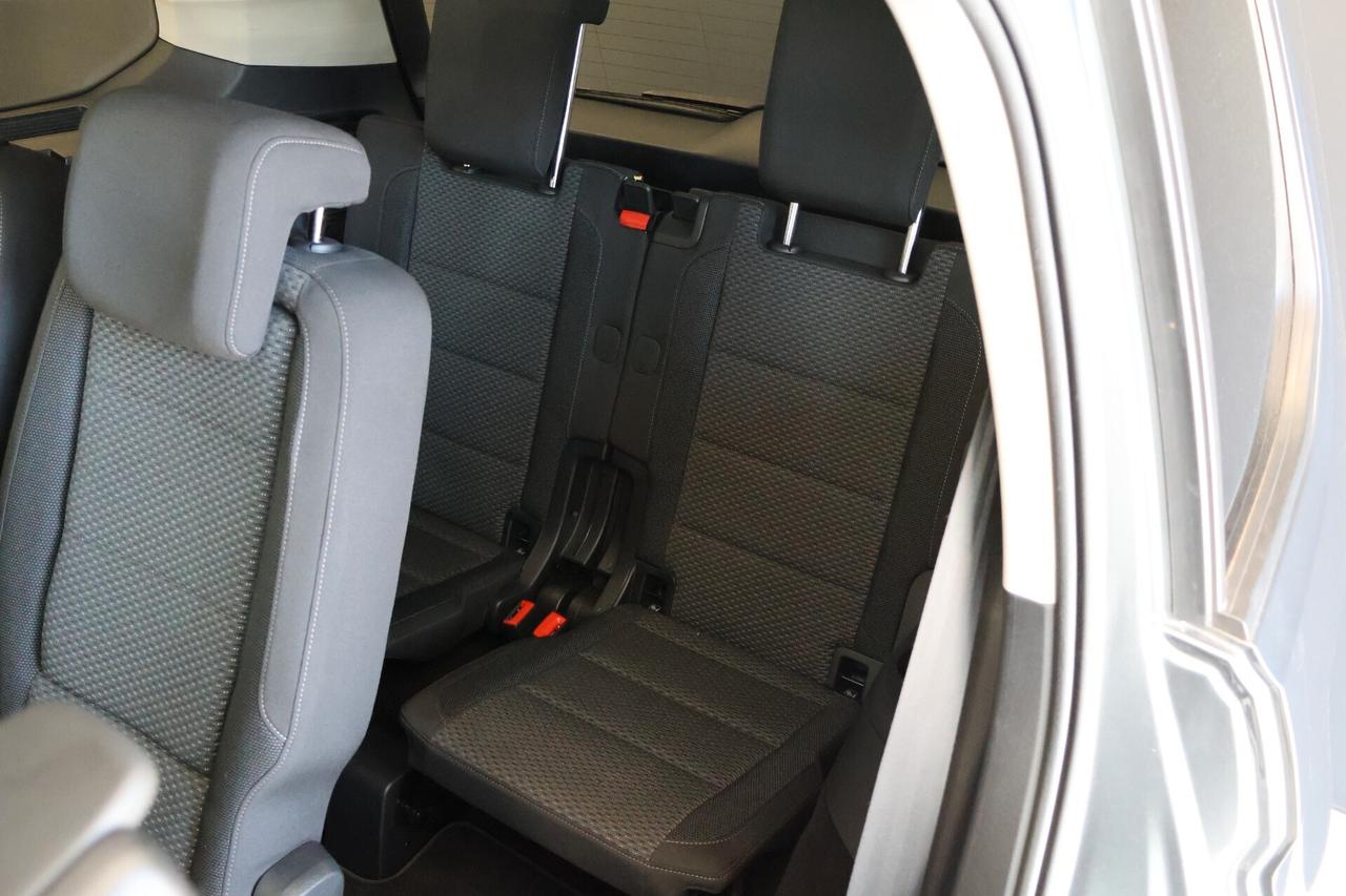 Volkswagen Touran 2.0 TDI 115 CV DSG IVA ESCLUSA 7 posti