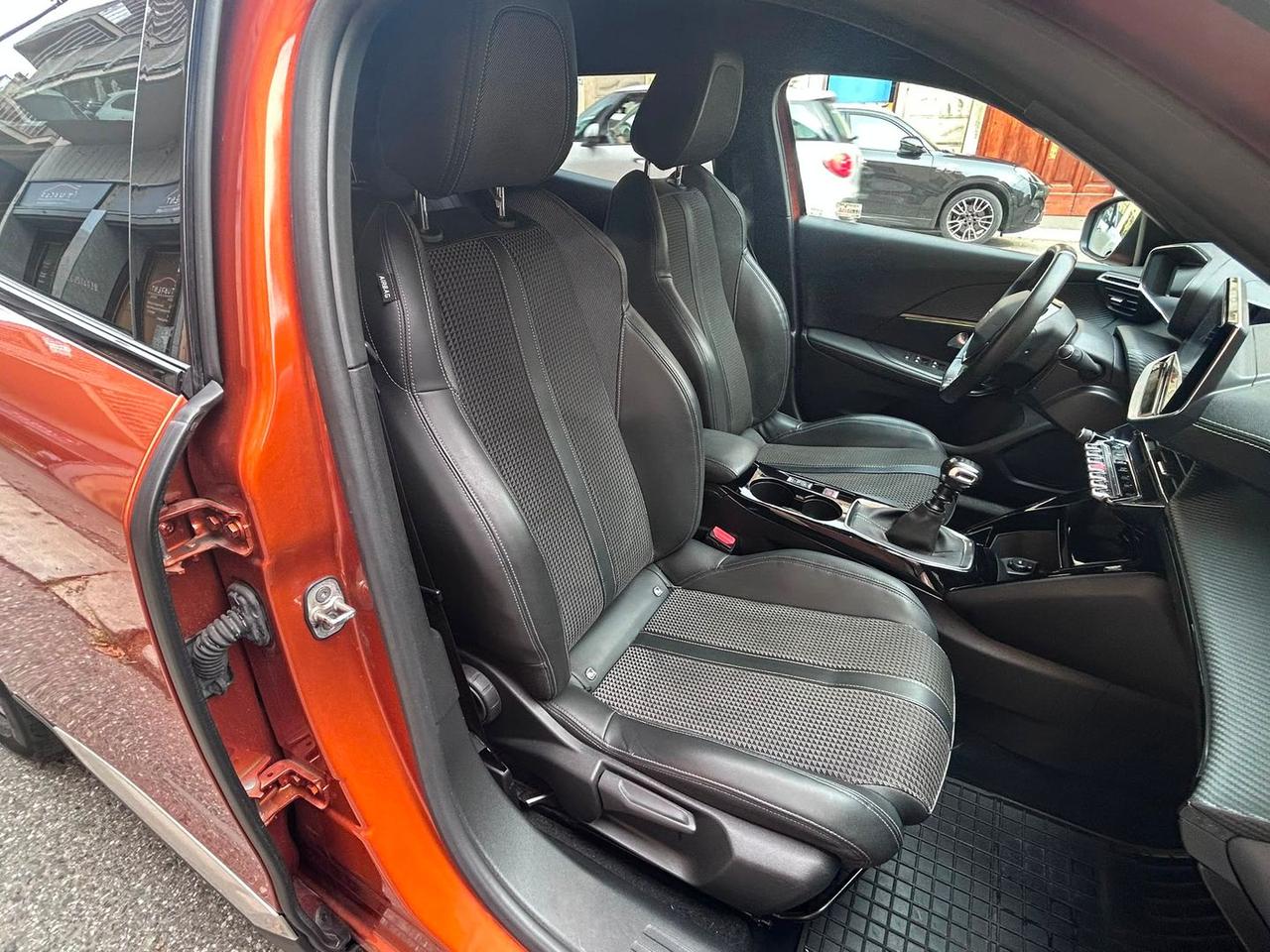 Peugeot 2008 GT Line 1.2 PureTech 130 #11756