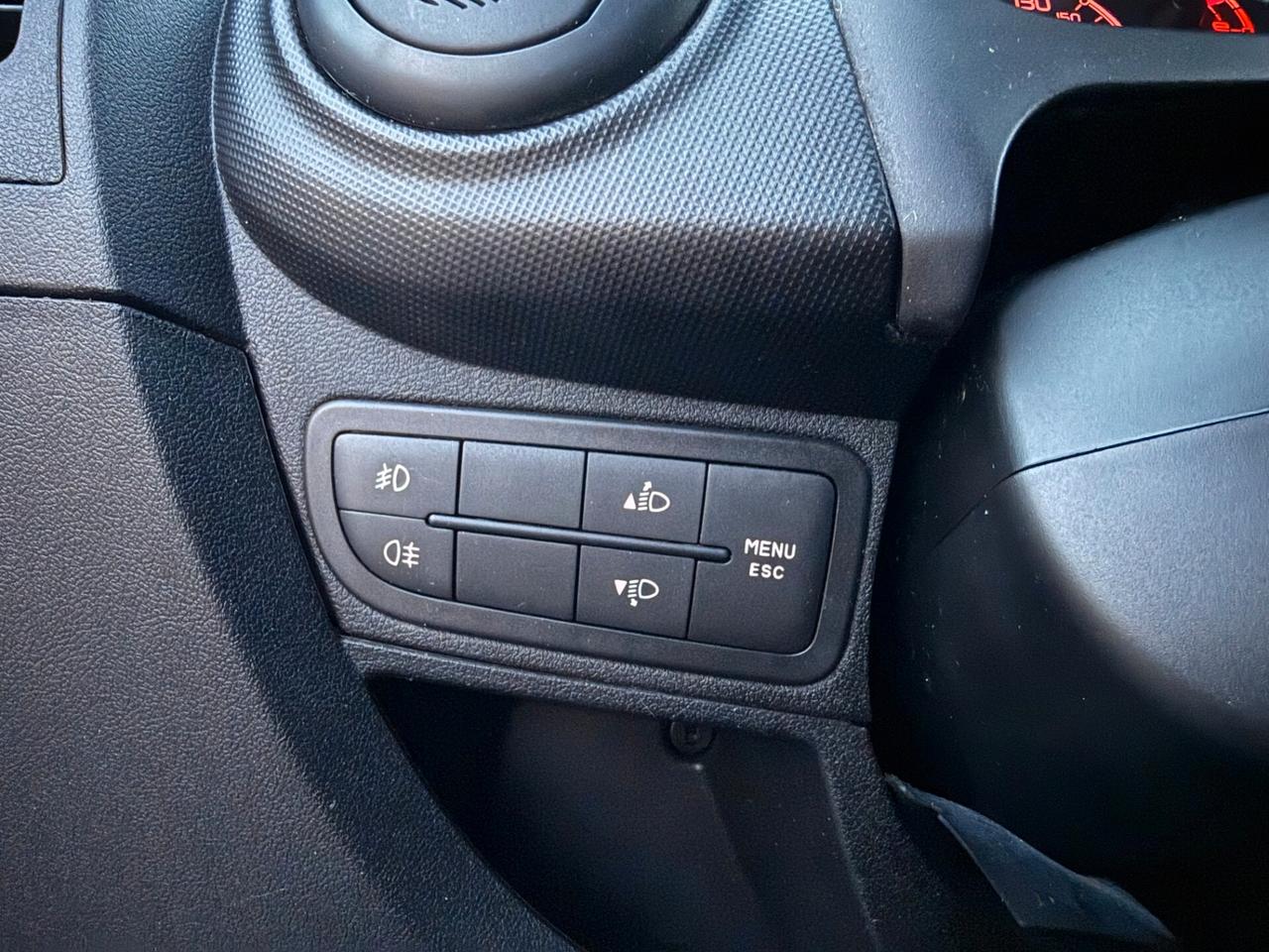 Fiat QUBO/1.4 77 CV/5 POSTI/METANO VALIDO 2028