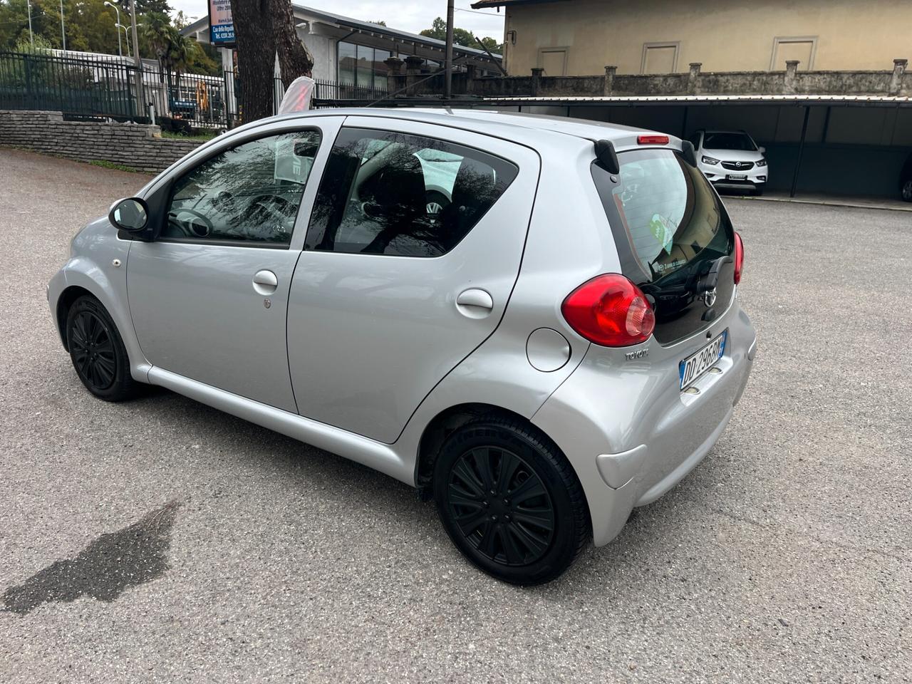 Toyota Aygo 1.0 12V VVT-i 5 porte