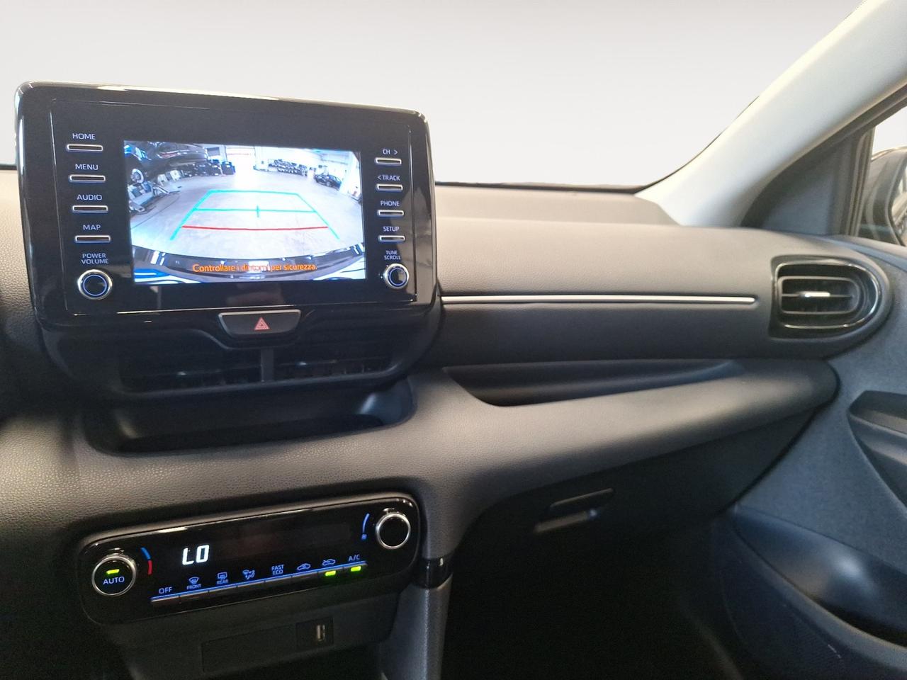 Toyota Yaris 1.5h Business