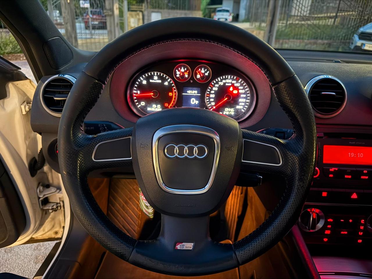 Audi A3 SPB 2.0Tdi 140Cv S-line Tetto