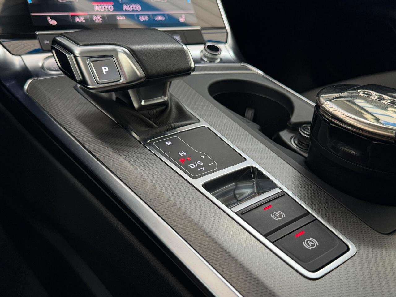 Audi A6 Avant 35 TDI S-Tronic S-Line Edition