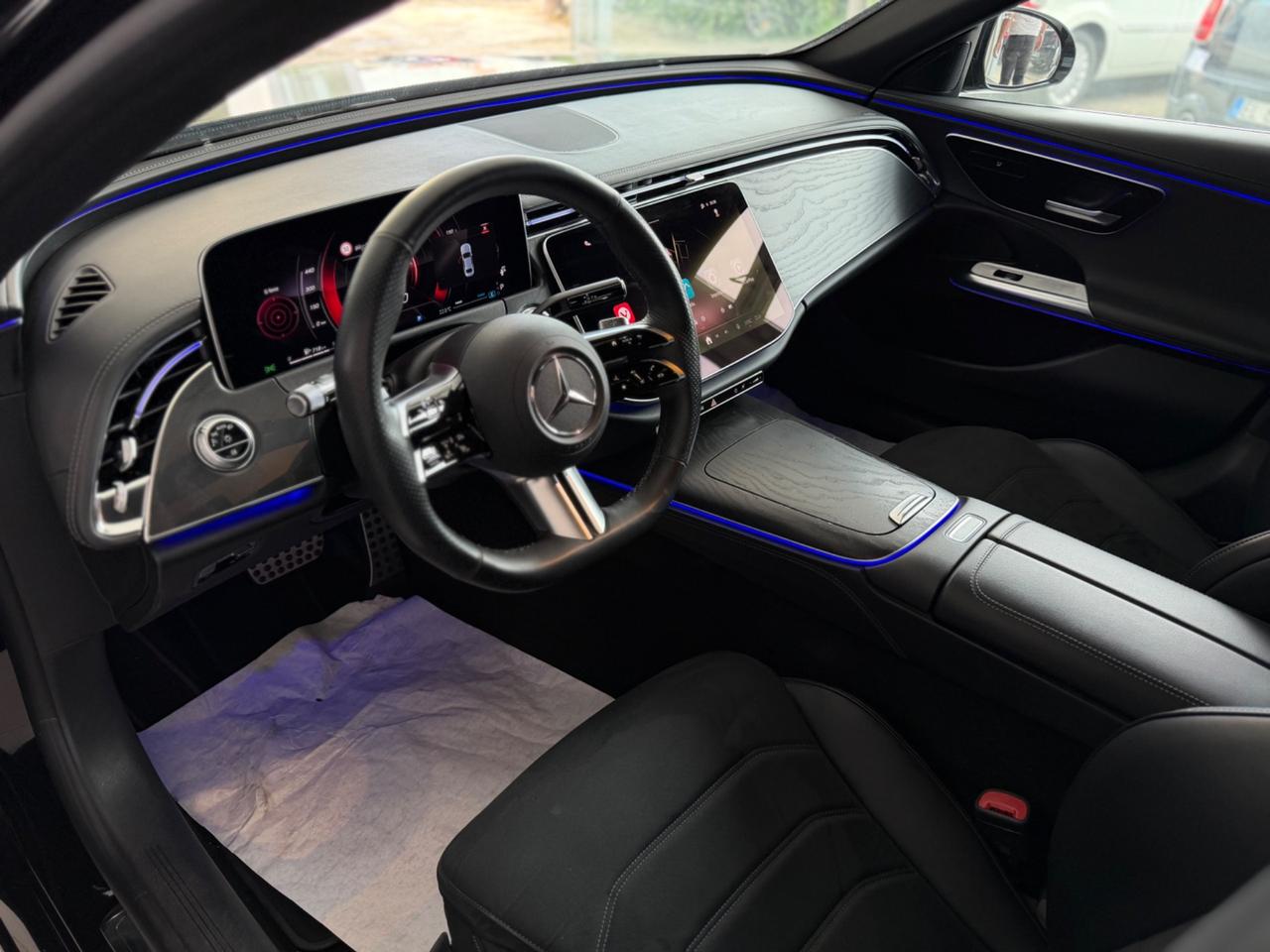 M.B E 220 d MHEV AMG Premium Plus IVA ESPOSTA