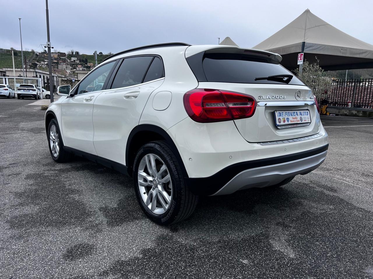 Mercedes-benz GLA 200 d Automatic 4Matic Premium