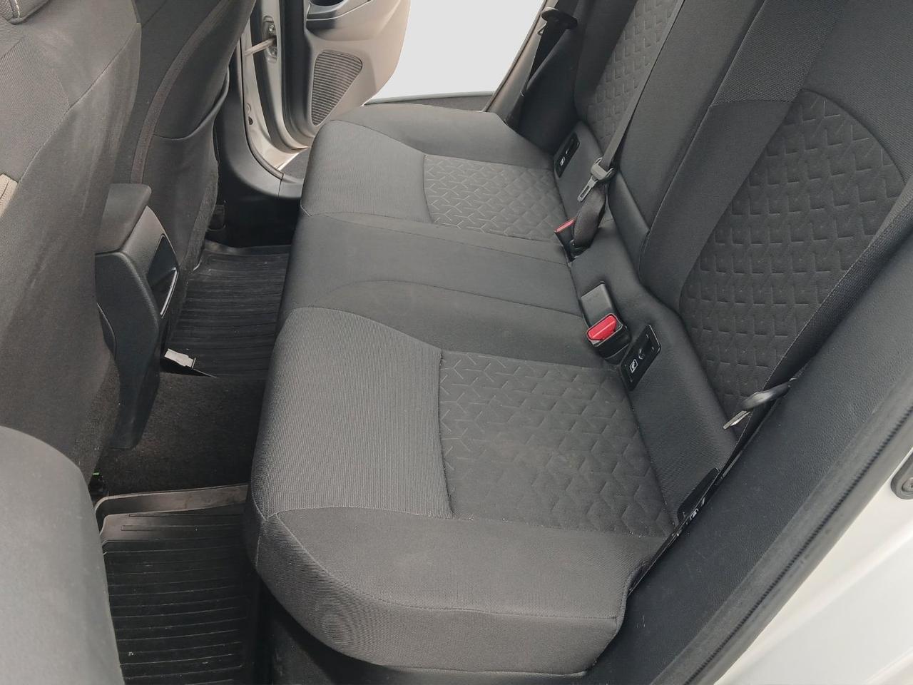 Toyota Corolla 1.8h Business cvt