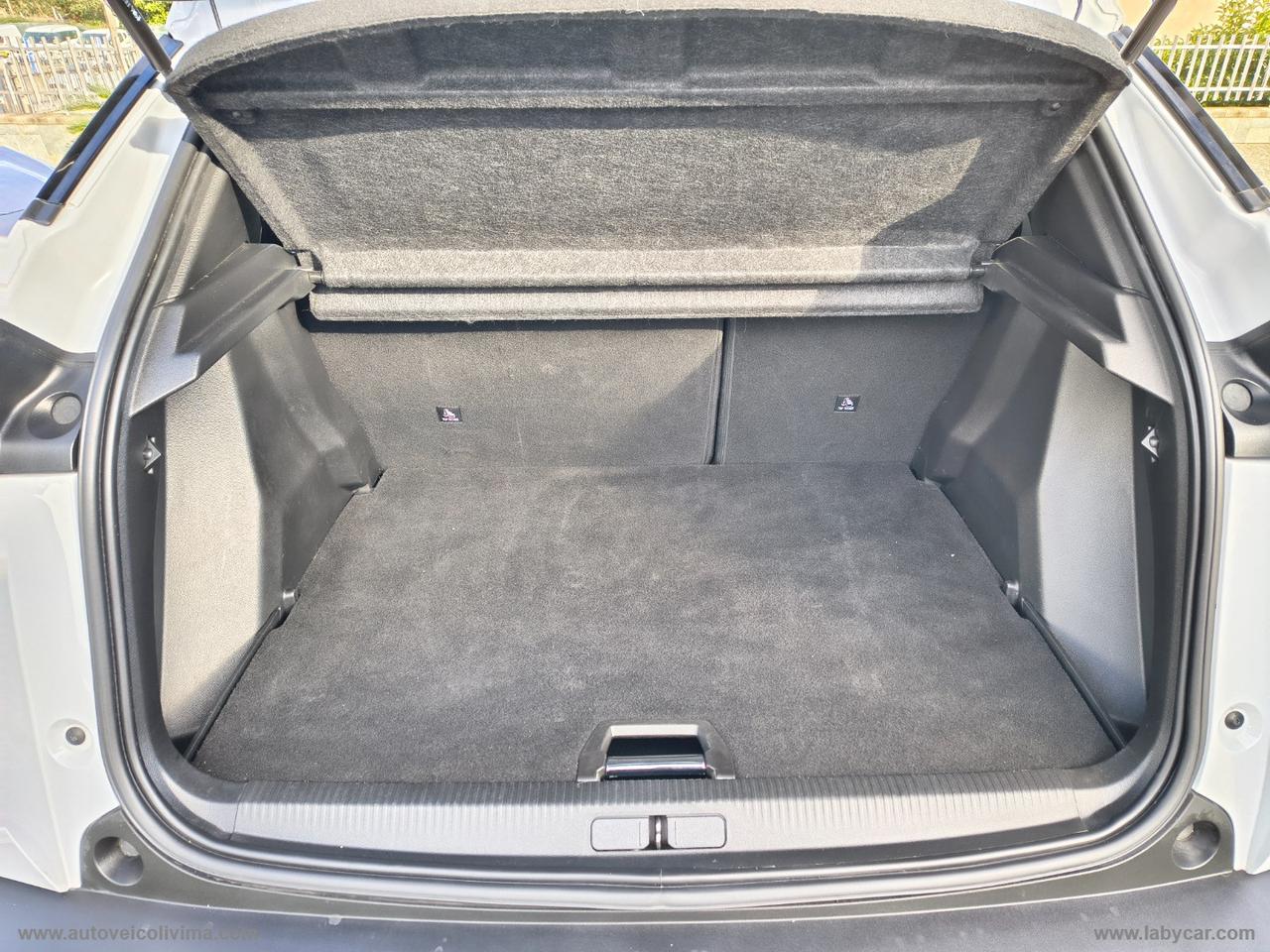 PEUGEOT 2008 BlueHDi 130 S&S EAT8 Allure