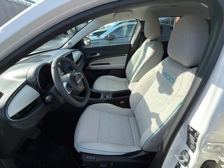 Fiat 600 Hybrid 110 CV DCT MHEV La Prima