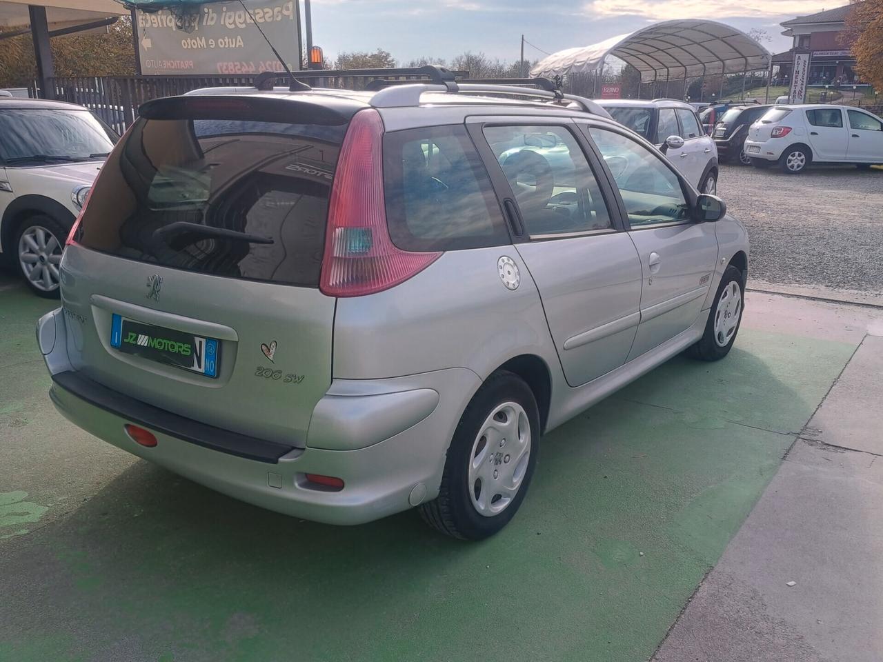 PEUGEOT 206 PLUS