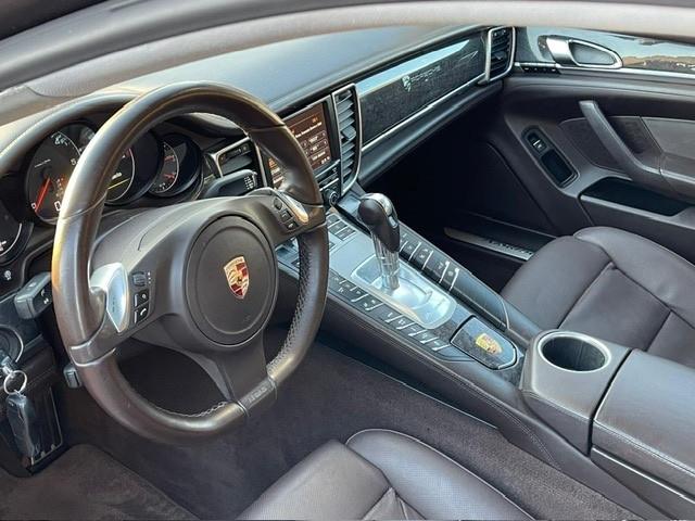 Porsche Panamera 3.0 Diesel allestimento gts Platinum Edition