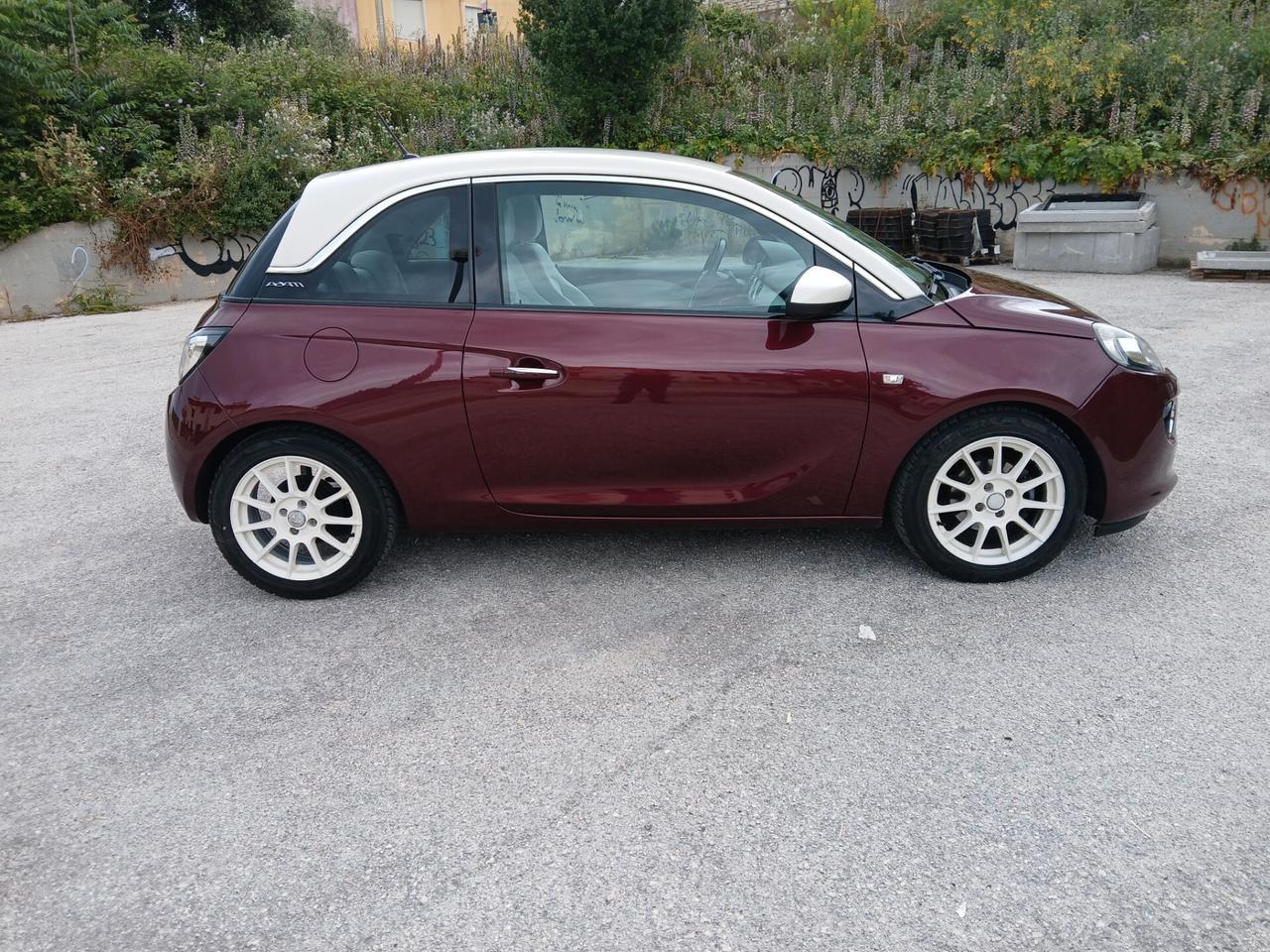 Opel Adam 1.2 Glam