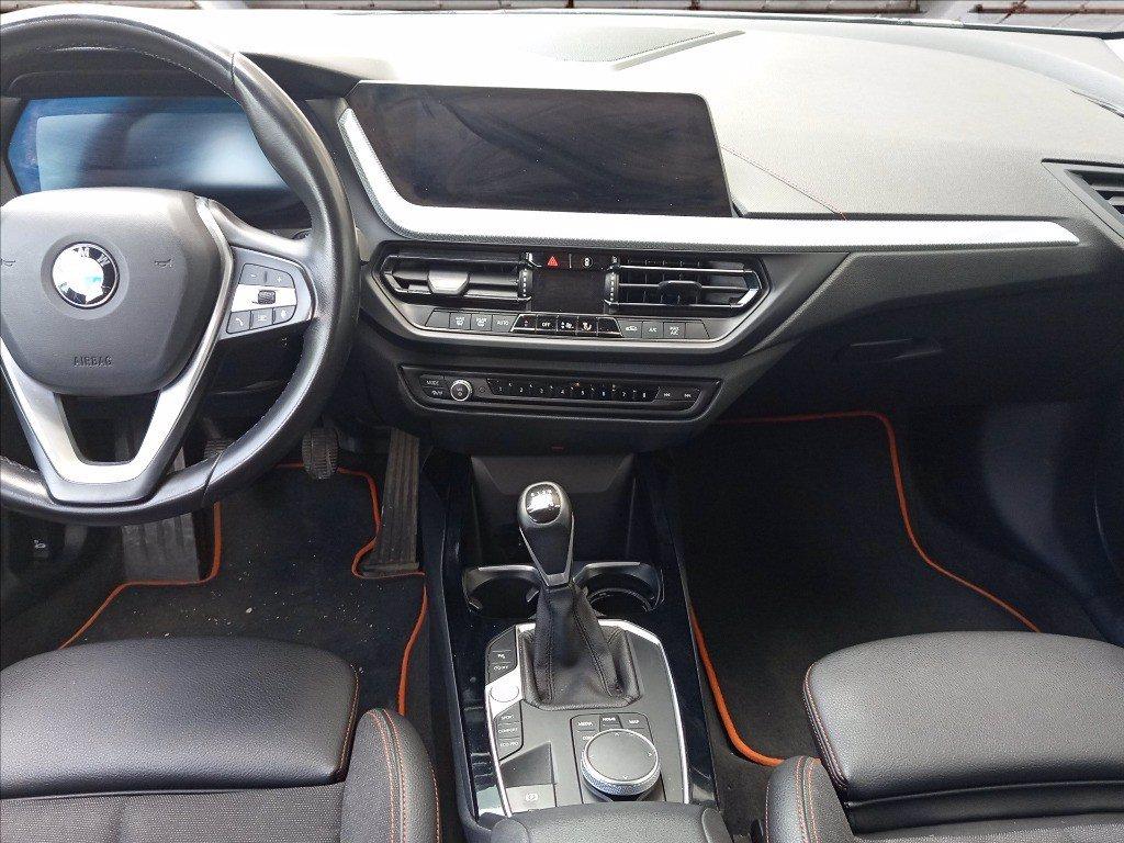 BMW 118d Sport del 2021