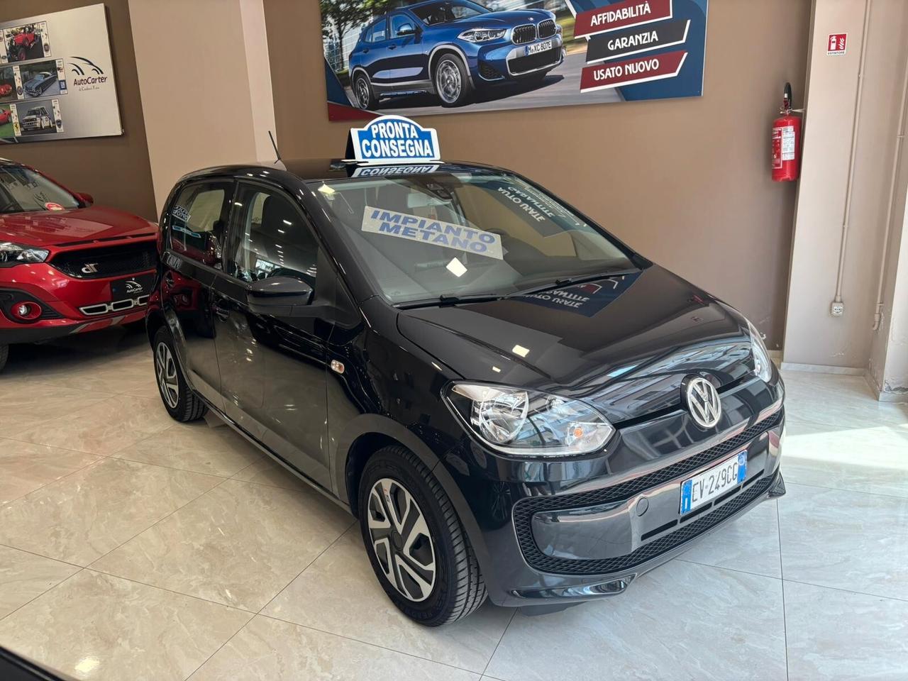 Volkswagen up! 1.0 METANO **64.000 KM ***