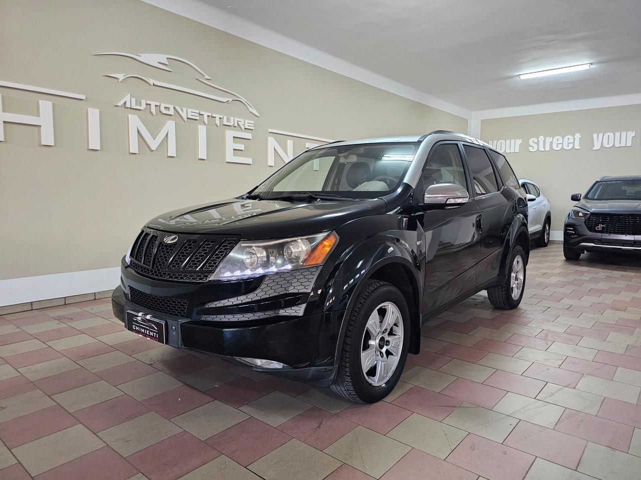 Mahindra XUV500 2.2 16V AWD W8 N1