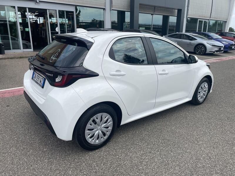 Toyota Yaris Yaris 1.5 Hybrid 5 porte Active IVA ESPOSTA COMPRESA , GARANZIA FINO AL 2033