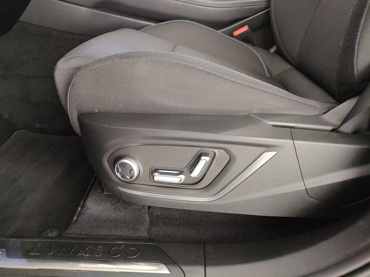 Lynk & Co 01 1.5 td phev auto