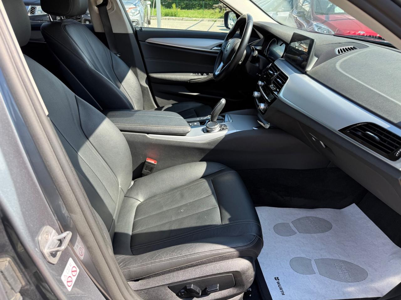 Bmw 520d xDrive Touring Luxury
