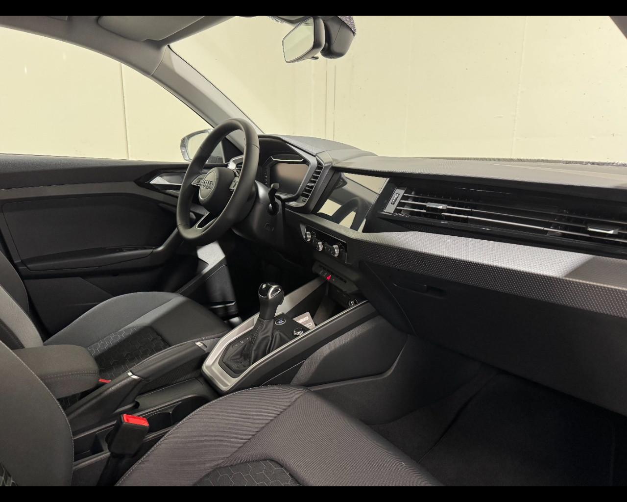 AUDI A1 SPORTBACK 30 TFSI S-TRONIC S LINE EDITION