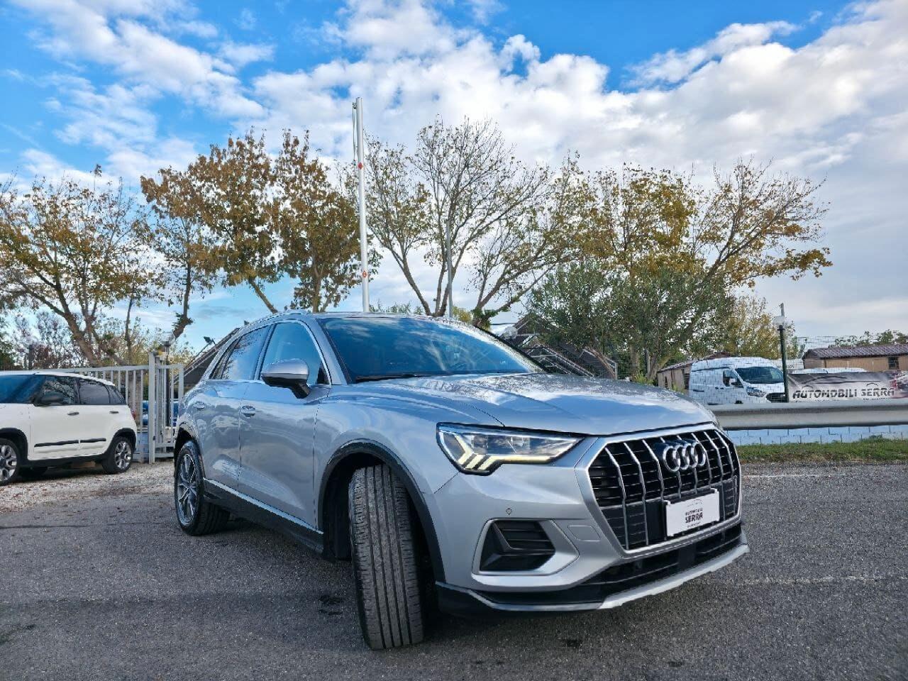 Audi Q3 35 TDI S tronic Business Advanced
