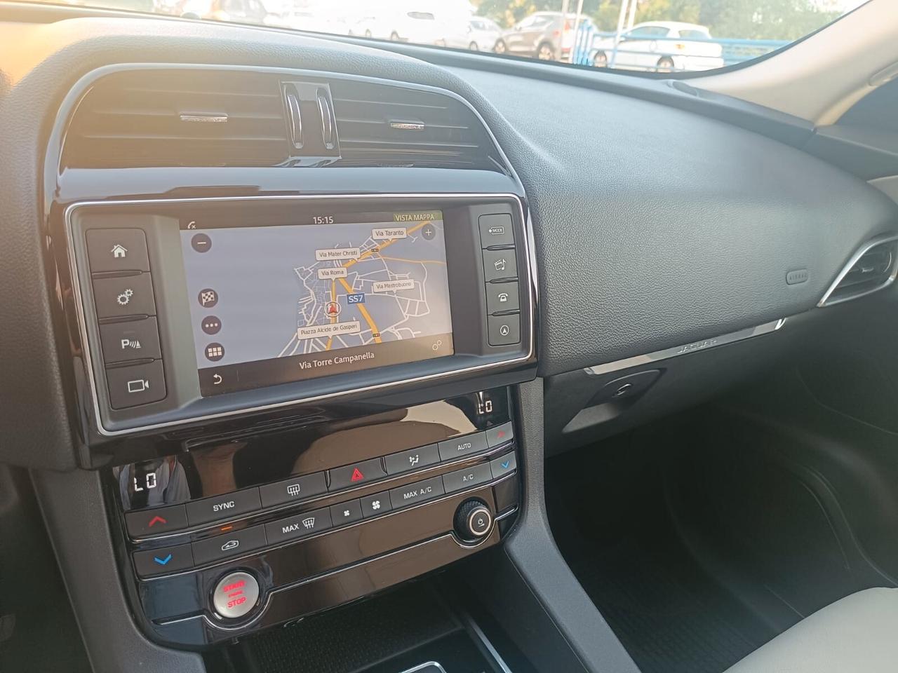 Jaguar F Pace 2.0d Prestige 2017, MOTORE NUOVO