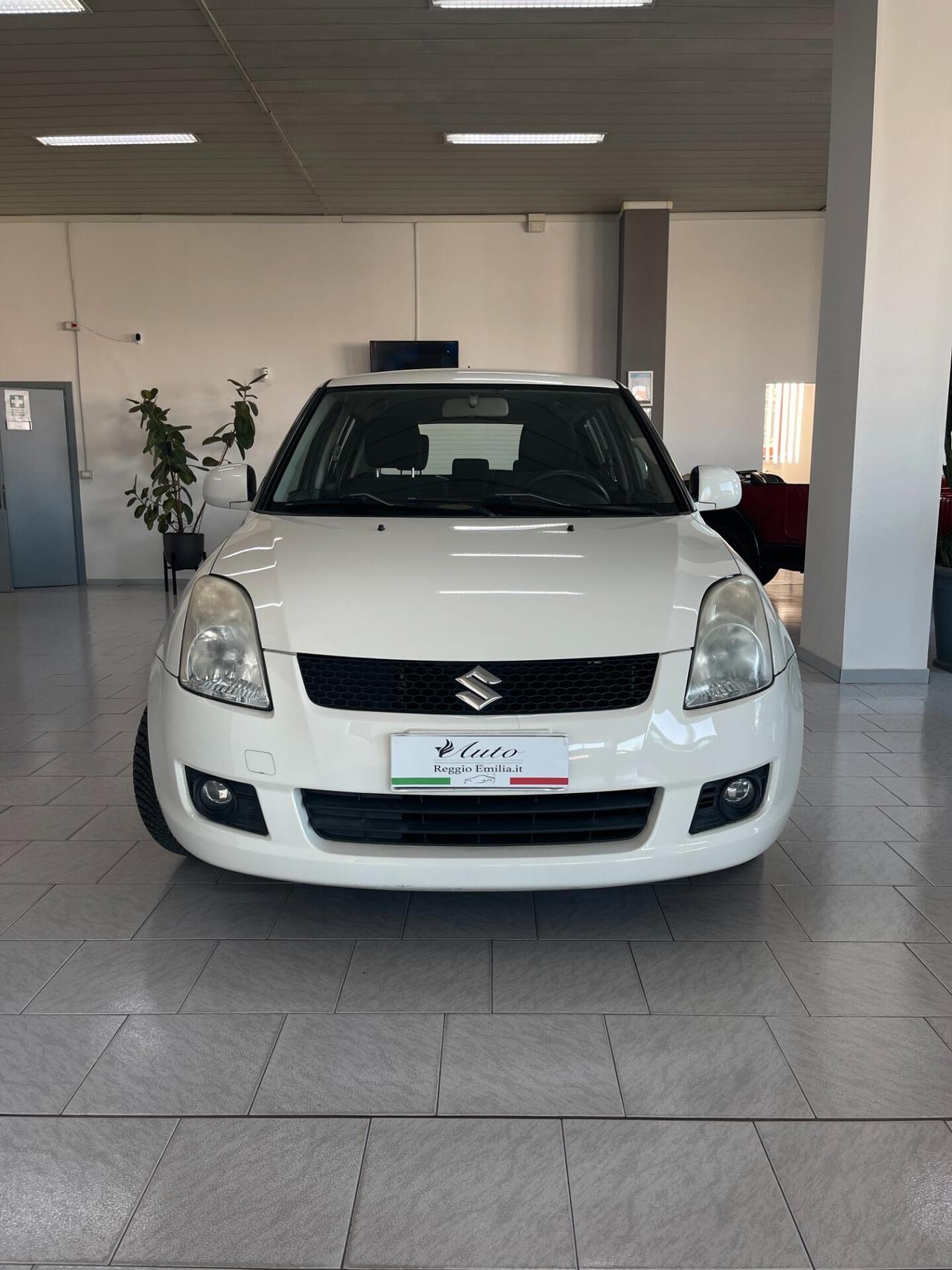 Suzuki Swift 1.3 4x4 5p. GL