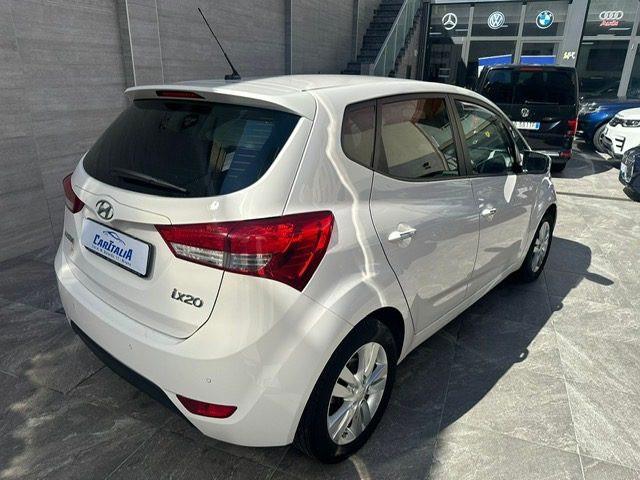HYUNDAI iX20 1.6 125 CV Style cambio automatico