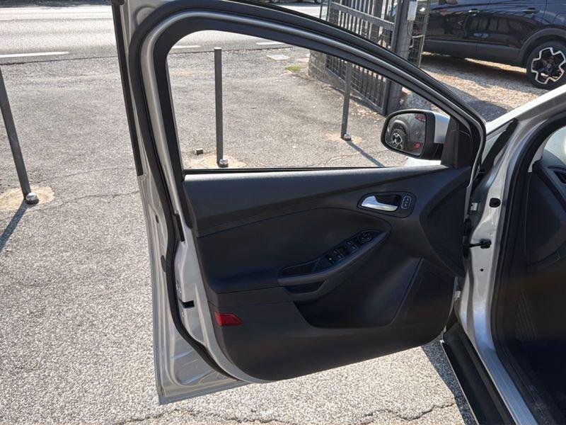 Ford Focus Focus 5p 1.5 tdci Titanium Business s&s 120cv powershift