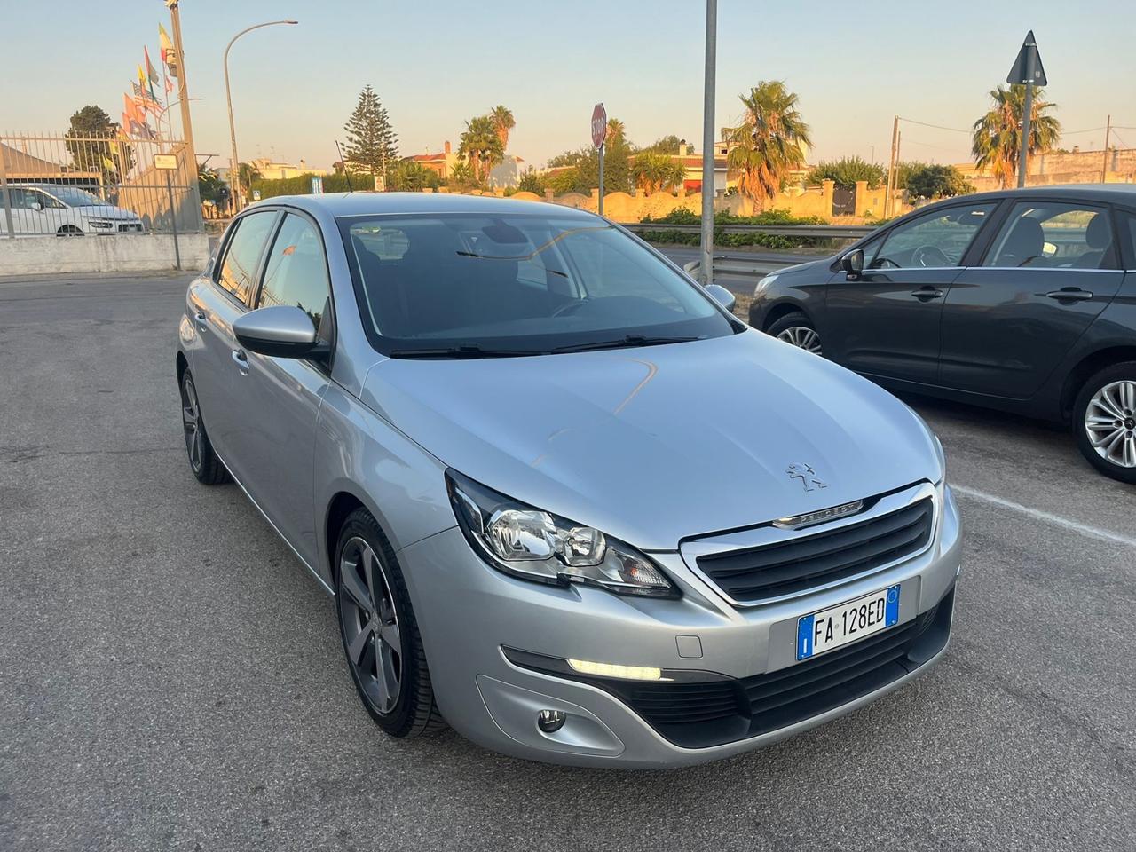 Peugeot 308 BlueHDi 120 S&S Allure Unipro 2015