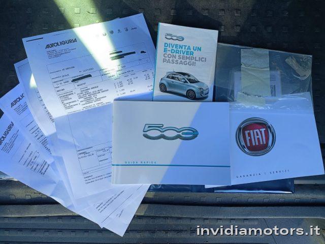 FIAT 500e 320km Tetto+Unipropr.