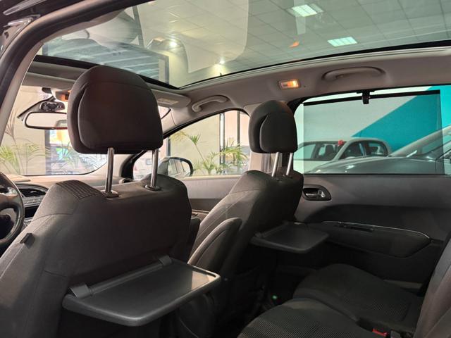 PEUGEOT 5008 1.6 e-HDi 115CV Allure*UNI PROP*TETTO*7 POSTI