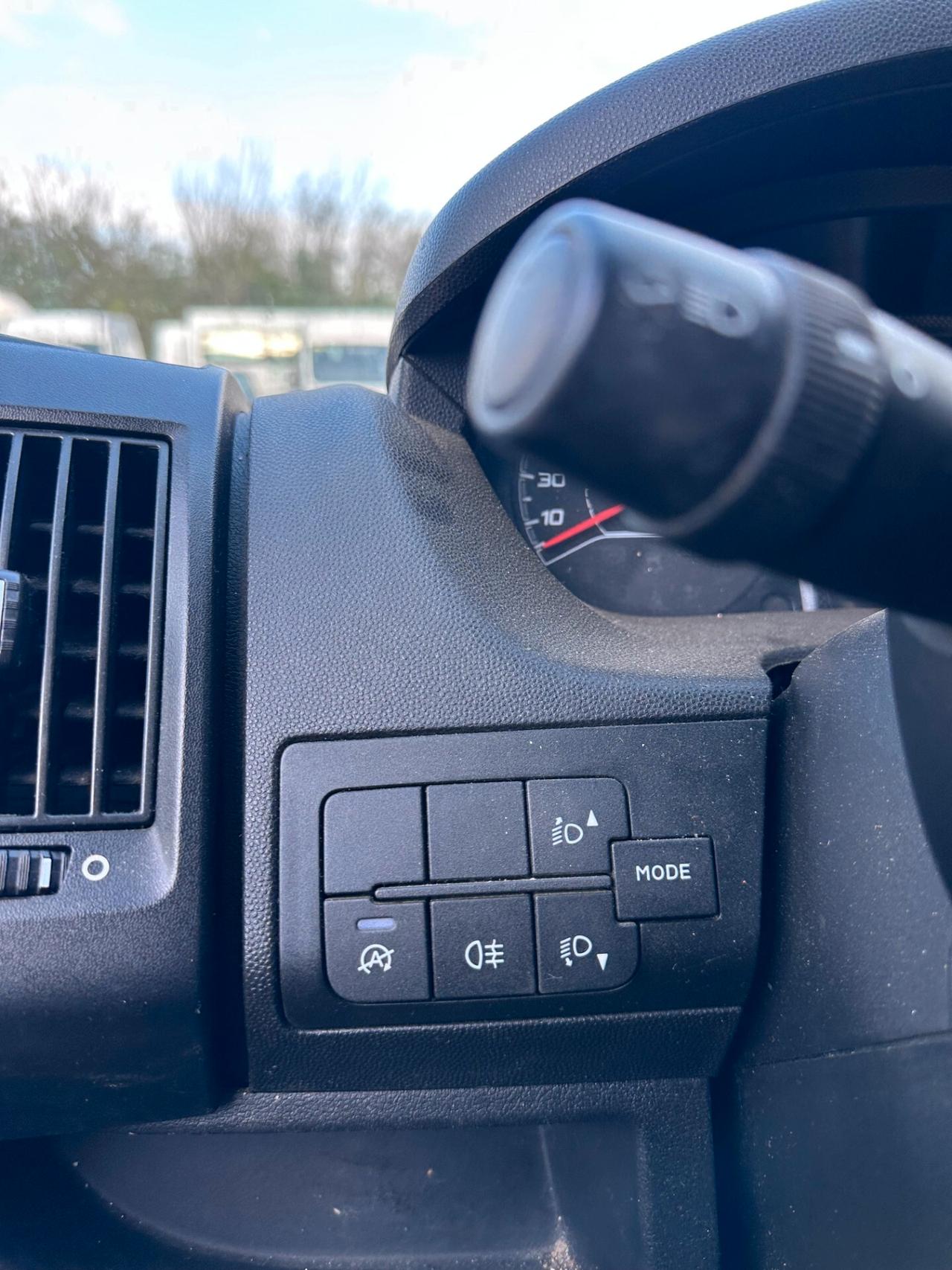 CITROEN JUMPER DOPPIA CABINA 7 POSTI 35 BLUEHDI 140 PLM-DC CASSONATO INCIDENTATO 2023