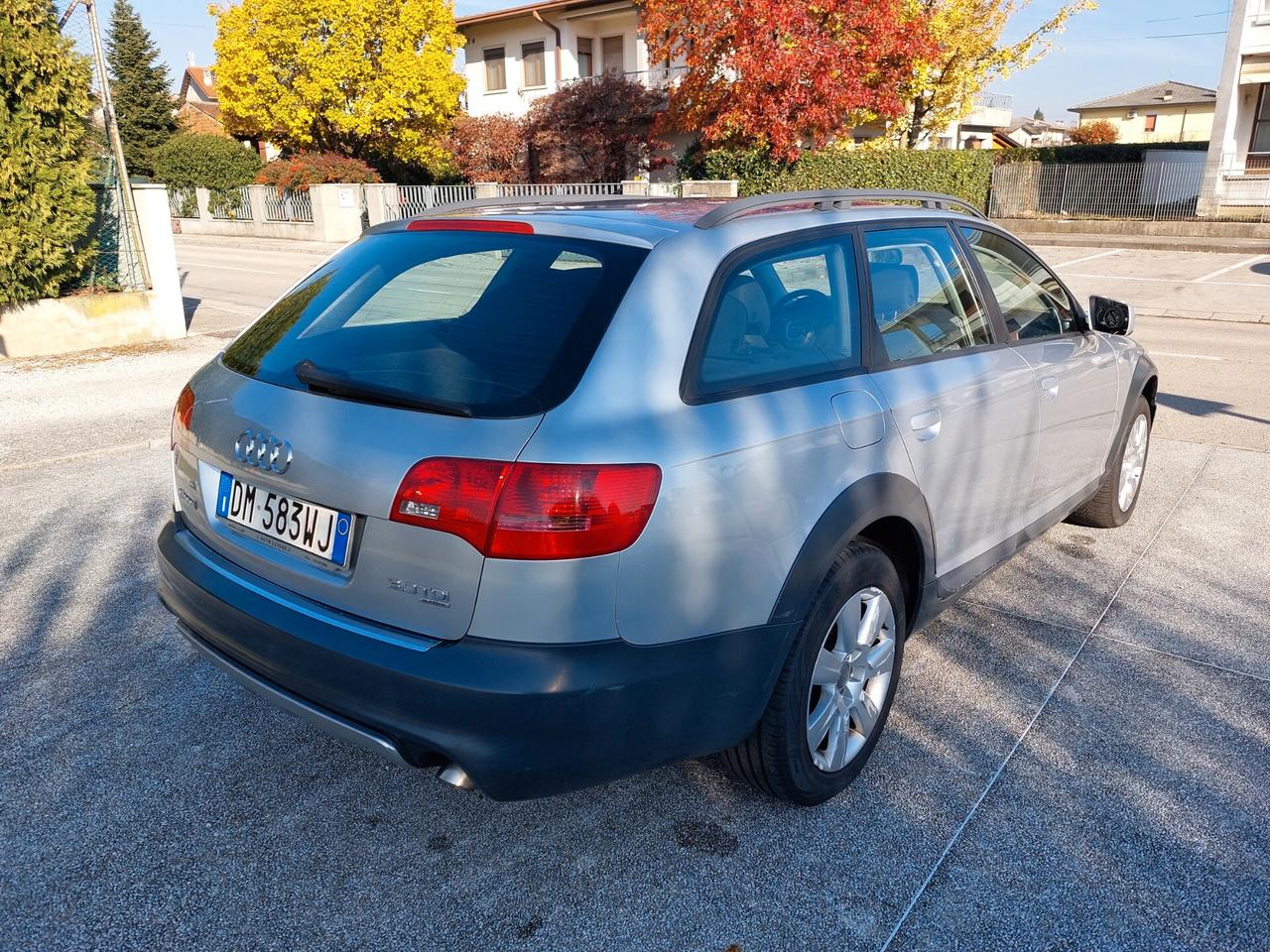 Audi A6 allroad 3.0 V6 TDI 233cv tiptronic