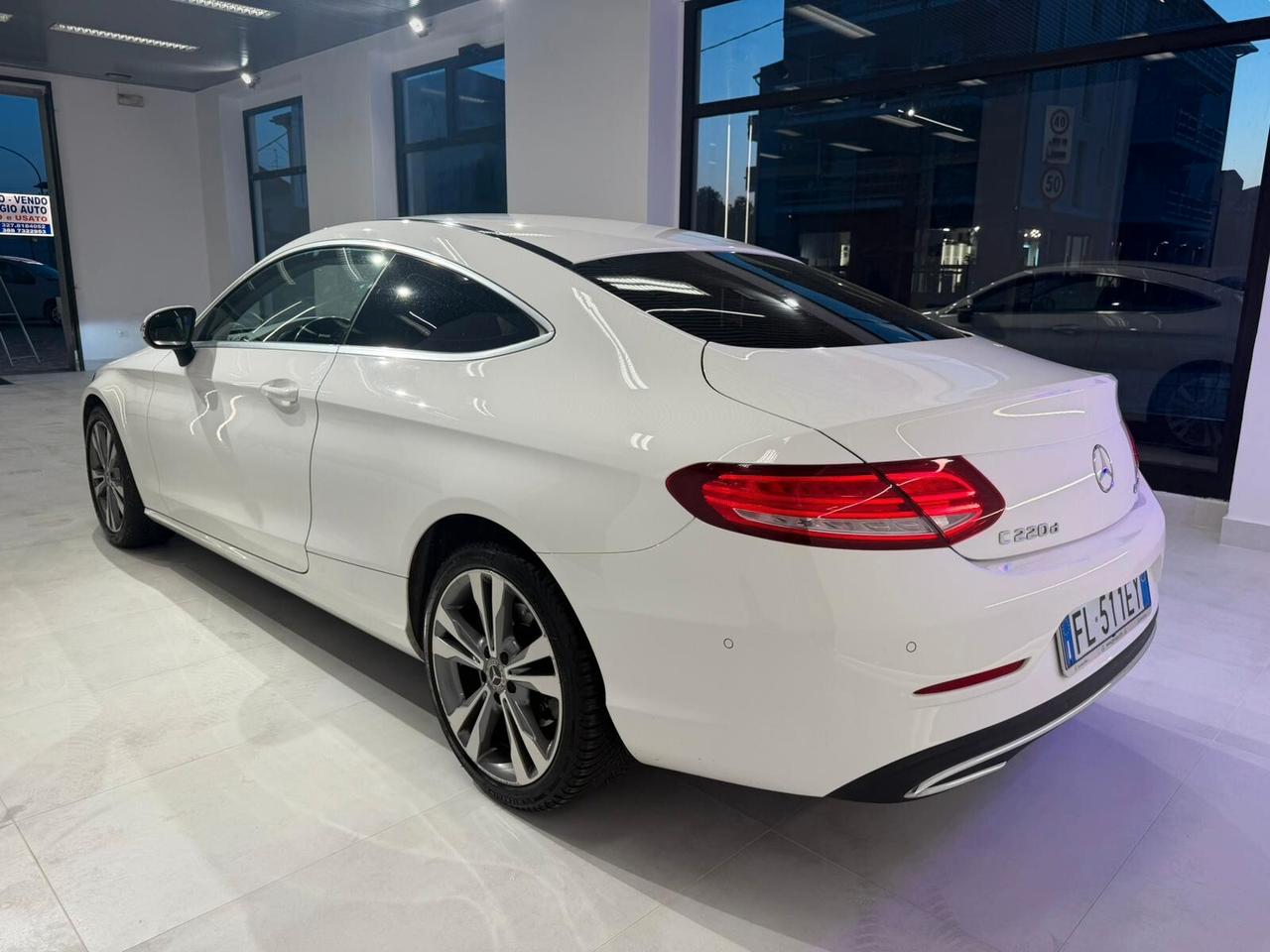 Mercedes-benz C 220 d Coupé 4matic