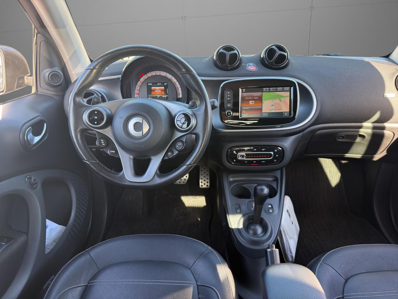 Smart fortwo cabrio 0.9 t Prime 90cv - Unipro - Promo Finanziamento - Schermo - Retrocamera - Sedili riscaldabili