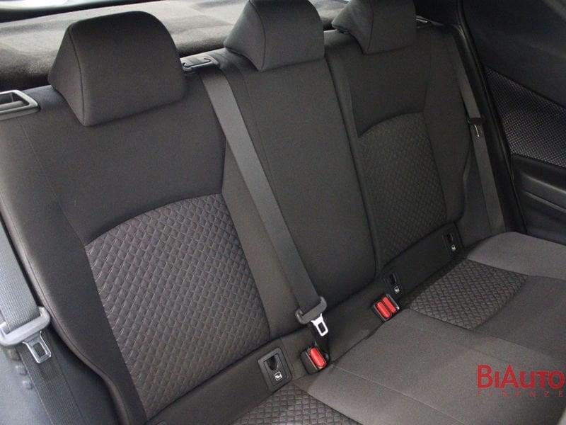 Toyota C-HR C-HR 1.8 Hybrid E-CVT Trend