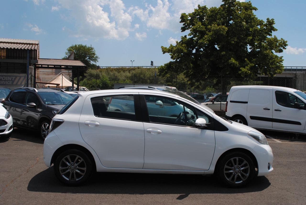 TOYOTA YARIS 1.0 69 CV OK NEOPATENTATI