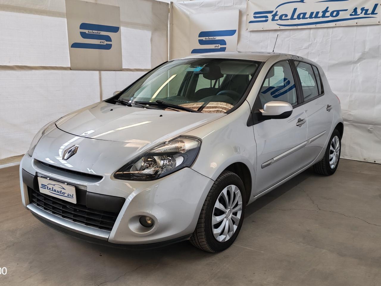 Renault Clio 1.2 16V 5 porte Dynamique NEOPATENTATO