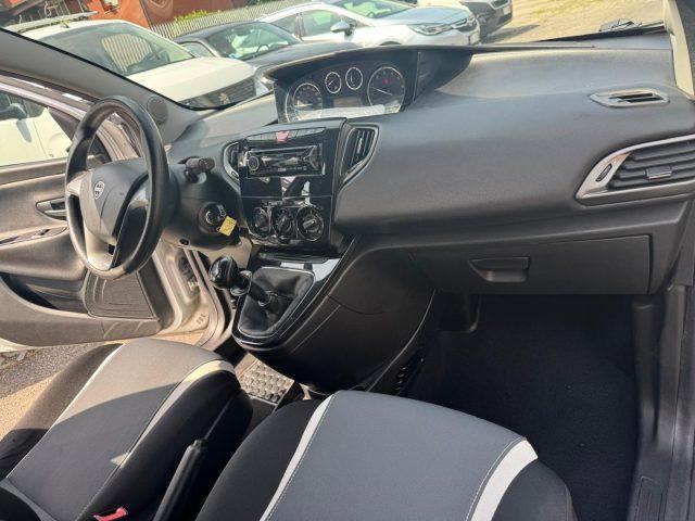 LANCIA Ypsilon 1.2 69 CV 5 porte Elefantino