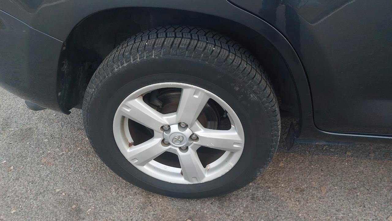 Toyota RAV 4 RAV4 2.2 D-4D 136 CV Luxury