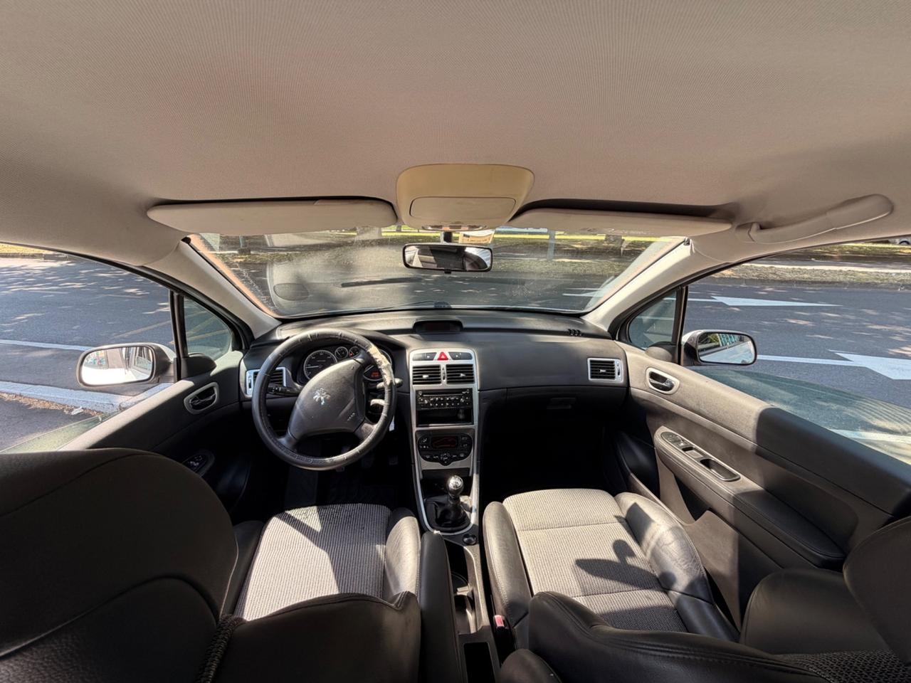 Peugeot 307 2.0 HDi 5p. Féline