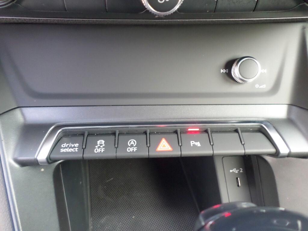 Audi Q3 SPB 35 TDI quattro S tronic Business Plus