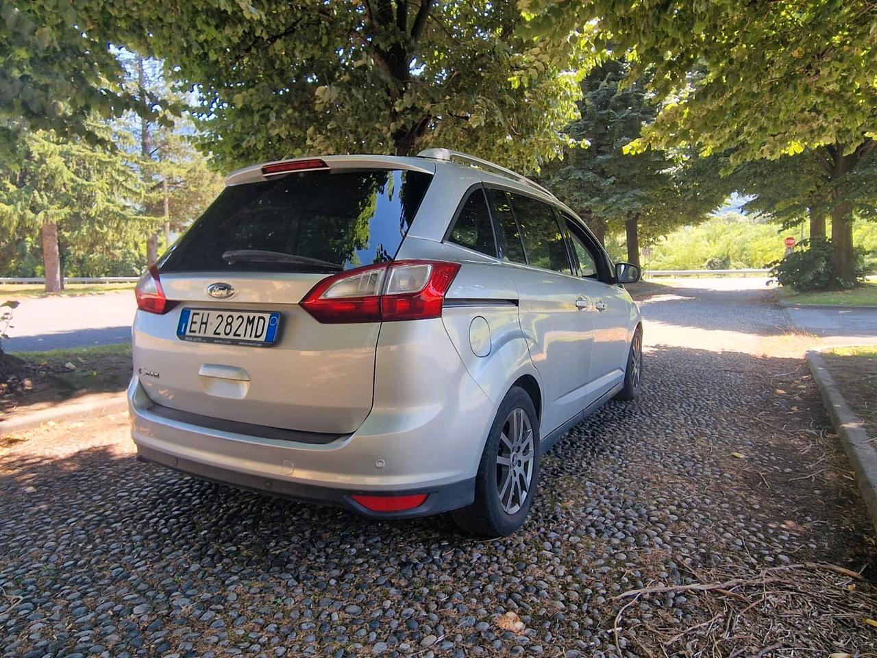 Ford C-Max 1.6 TDCi 115CV Plus 7 POSTI
