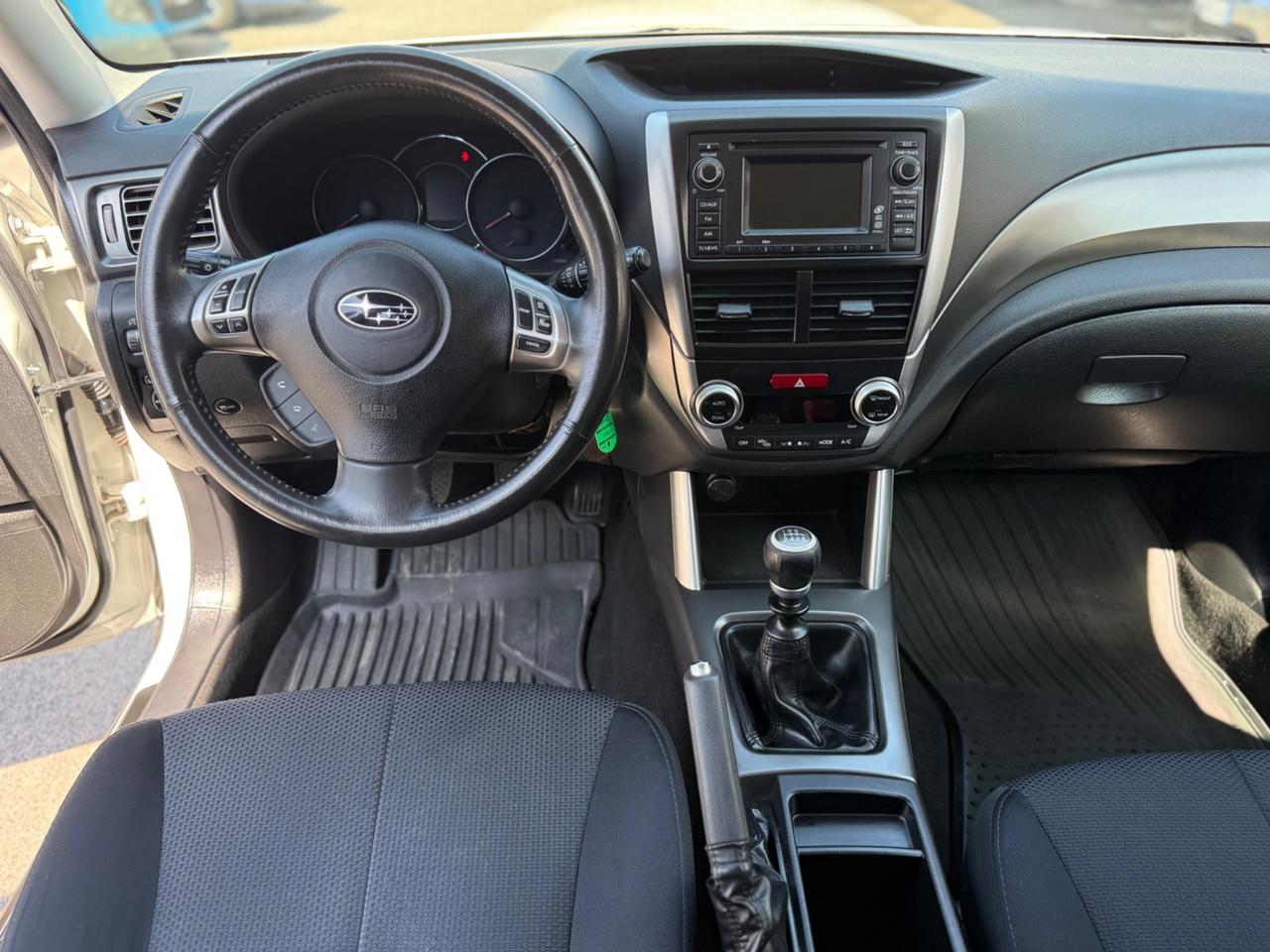 Subaru Forester 2.0D XS Exclusive Perfetta GancioTRAINO