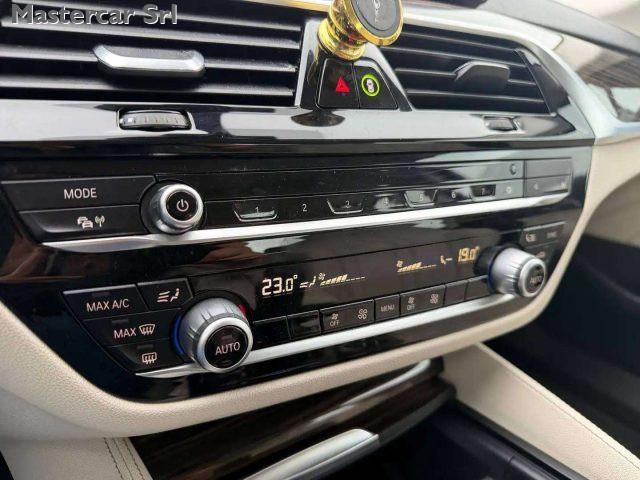 BMW 540 LCI 540d mhev 48V xdrive Luxury auto - GG154PZ